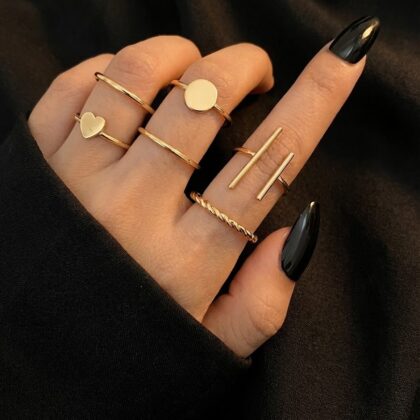 Minimal Muse Ring Set